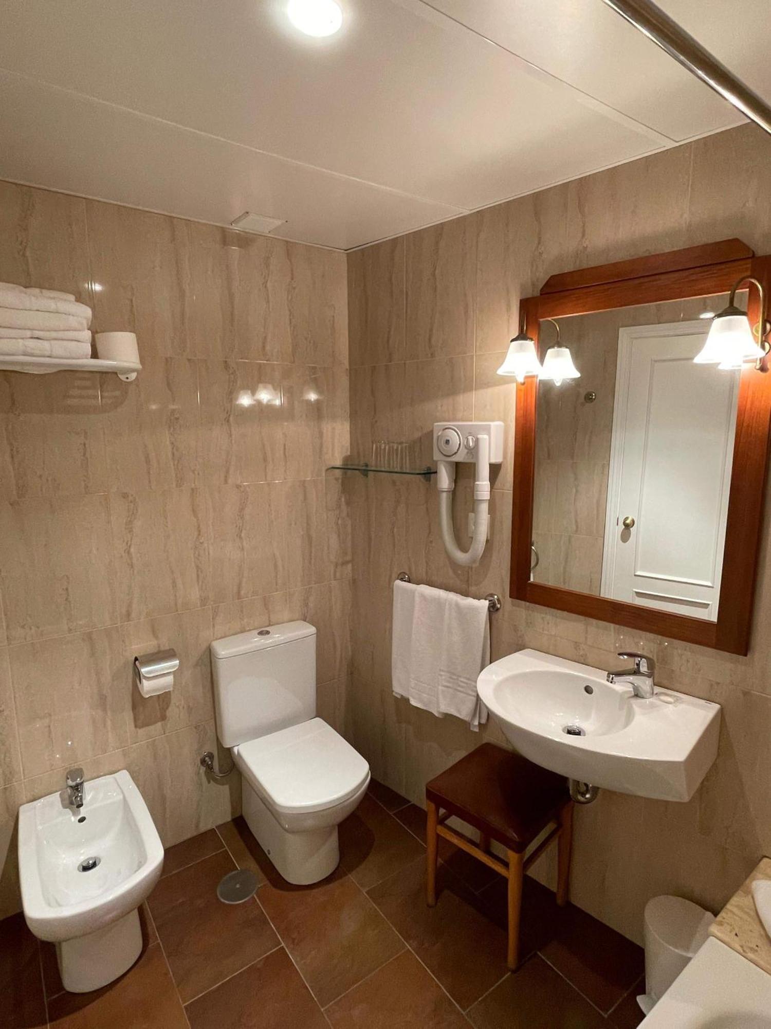 Hotel Amandi O Grove Dış mekan fotoğraf